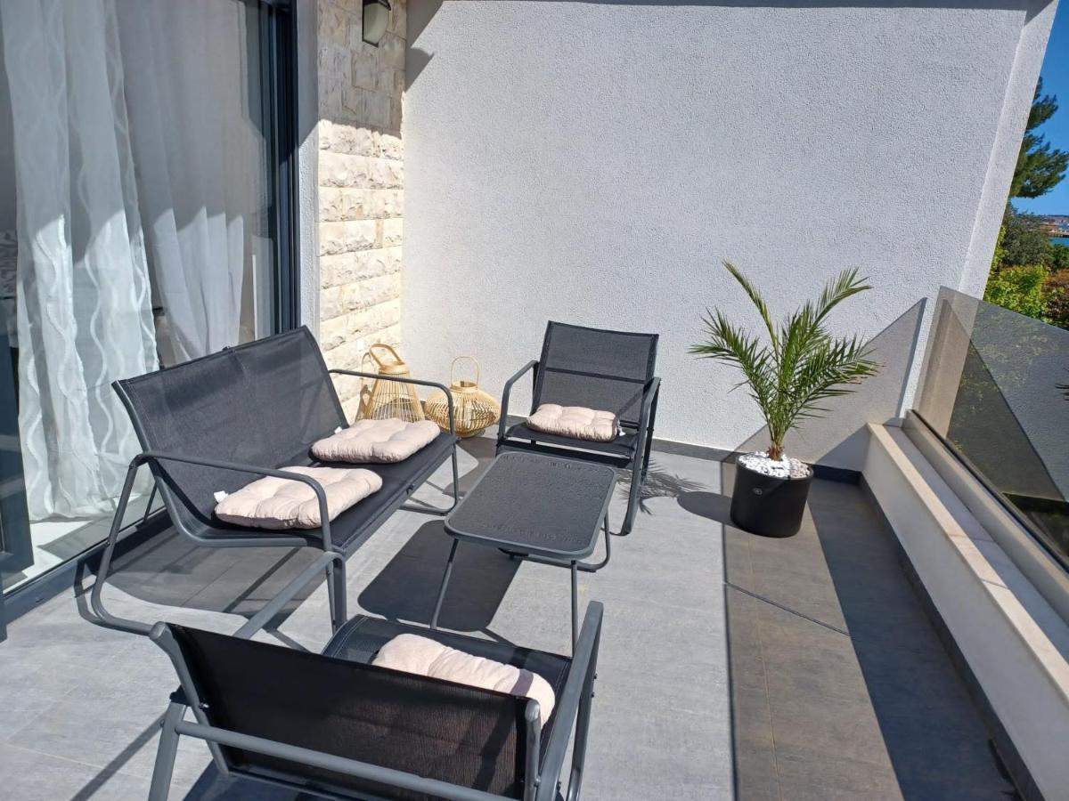 Apartmani Zlata Sveti Filip i Jakov Exterior foto